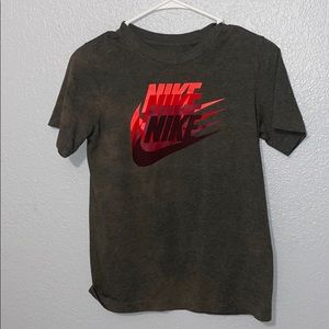 Grey Nike T-shirt